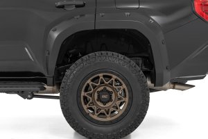 Toyota 4Runner Fender Flares - Rough Country - Pocket - Gloss Black - 2025+